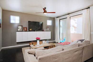 2315N52ndst104-005