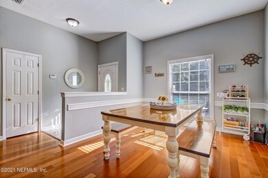 Dining Area/Flex Space