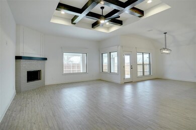 904 Tesslynn Ave, Godley, TX 76044 - photo 6