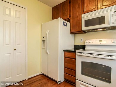 3316 Stone Heather Ct, Herndon, VA 20171 - photo 6