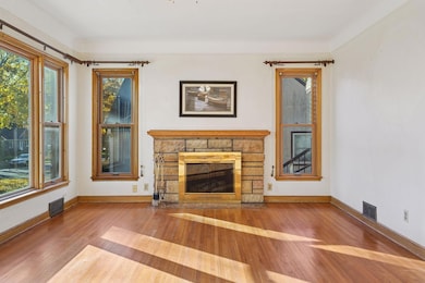 1519 Reaney Ave, Saint Paul, MN 55106 - photo 4