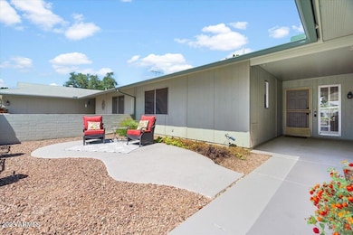 9870 W Country Club Ct, Sun City, AZ 85373 - photo 5