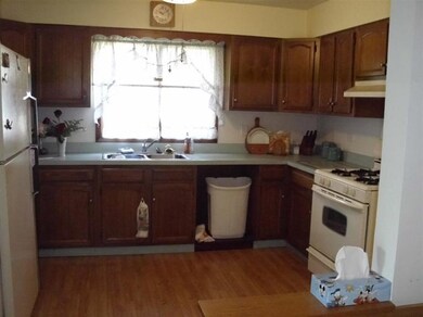 2924 44th St, Highland, IN 46322 - photo 7