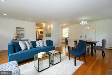 312 Yale Dr, Alexandria, VA 22314 - photo 7