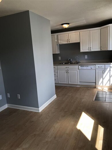 22 South St, Exeter, NH 03833 - photo 4