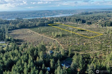 Property lines noted here are approximate, not actual