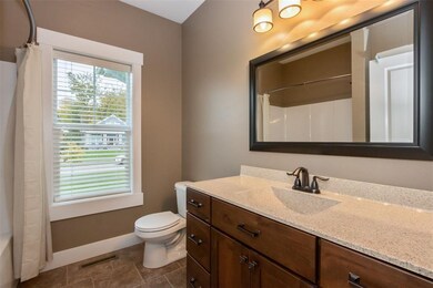 6909 Cottage Ridge Ct NE, Cedar Rapids, IA 52411 - photo 6