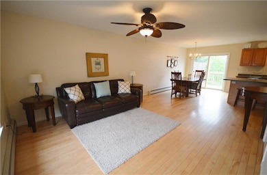 1434 Ohio St unit 5, Bangor, ME 04401 - photo 4