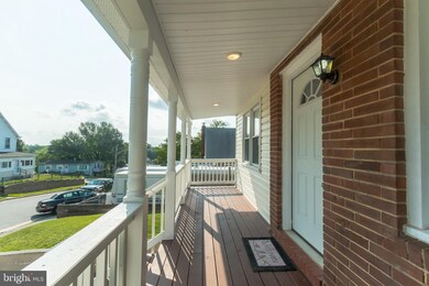 2923 Michigan Ave, Halethorpe, MD 21227 - photo 3