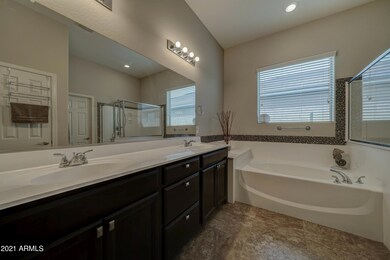 15682 W Fillmore St-25