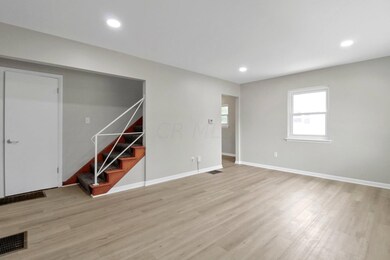 Living room 1-1