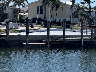 3872 Blueberry Ln, Saint James City, FL 33956 - photo 3