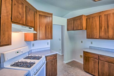 1060 Nighthawk Ln, Redding, CA 96003 - photo 3