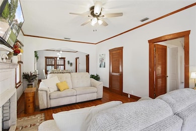 1317 E 2nd Ave, Mount Dora, FL 32757 - photo 6