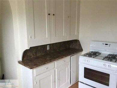 unlisted-address, Lansing, MI 48915 - photo 6