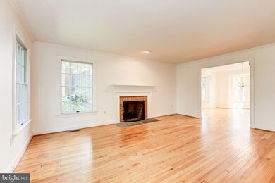 11728 Owens Glen Terrace, North Potomac, MD 20878 - photo 4