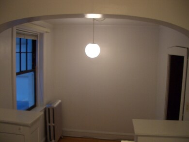 2610 W Montrose Ave, Chicago, IL 60618 - photo 6