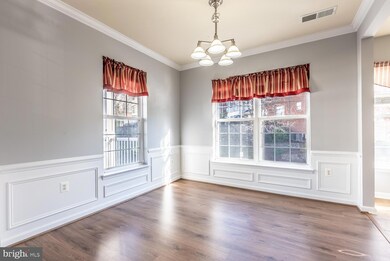 9722 Holmes Place unit 205, Manassas Park, VA 20111 - photo 5