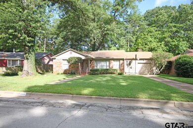 2421 W Azalea Dr, Tyler, TX 75701 - photo 3