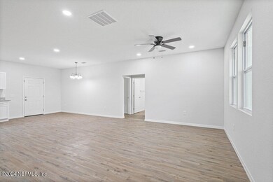 11813 Lem Turner Rd, Jacksonville, FL 32218 - photo 3