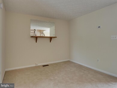 7419 Aspenpark Rd, Lorton, VA 22079 - photo 7