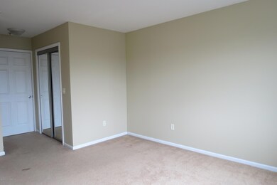 Master Bedroom (2)