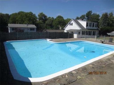 56 Darrow St, Worcester, MA 01606 - photo 2