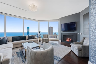 Trump International Hotel & Tower - Chicago unit 73F, Chicago, IL 60611 - photo 2