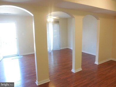 2466 Sun Valley Cir unit 8, Silver Spring, MD 20906 - photo 6