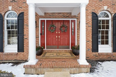 355 Shelbourne Ln, Phoenixville, PA 19460 - photo 2