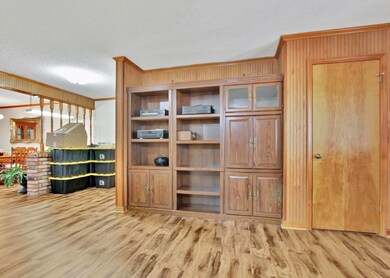 325 LOOP ROAD