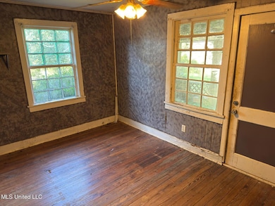 1060 Lake Dockery Rd, Byram, MS 39272 - photo 6