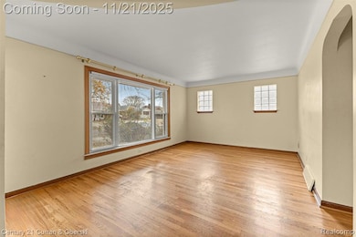 7668 Cortland Ave, Allen Park, MI 48101 - photo 4