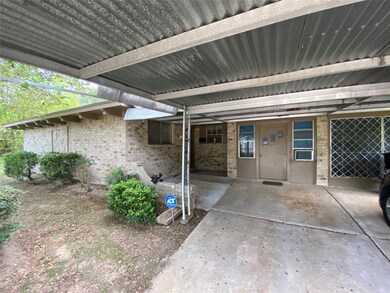 7714 Melanie St, Houston, TX 77016 - photo 2