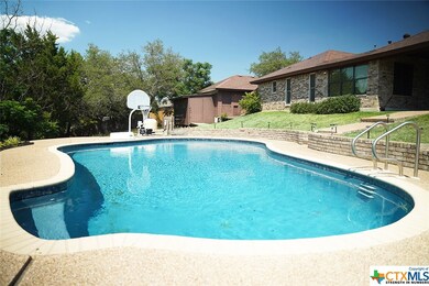 1008 Craddock St, Copperas Cove, TX 76522 - photo 3