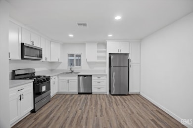 335 Hickorywood Ln, Bakersfield, CA 93308 - photo 7