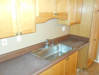 Kitchen  (3)