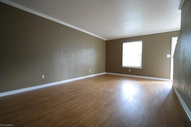 2320 Bay Meadows Ct unit B, Winston Salem, NC 27103 - photo 2