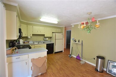 37 High Meadow Rd, Asheville, NC 28803 - photo 5