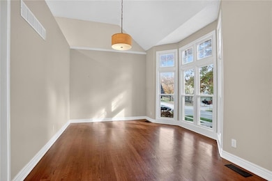 14268 W 124th St, Olathe, KS 66062 - photo 3