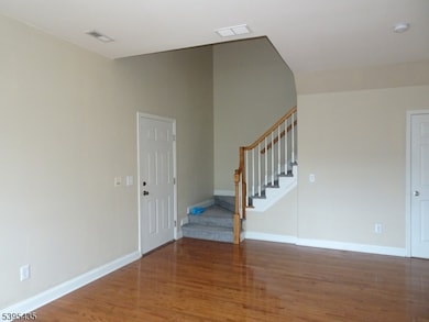 112 Limerick Ln unit 1, Phillipsburg, NJ 08865 - photo 2