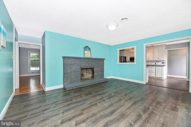 1913 Applewood Dr, Hagerstown, MD 21740 - photo 7