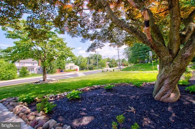 964 Bradfield Rd, Abington, PA 19001 - photo 5