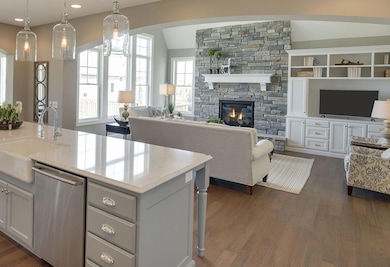 13169 Diamond Path, Apple Valley, MN 55124 - photo 2