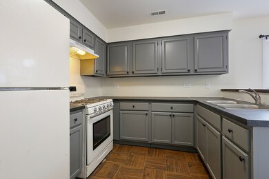 4503 Provincetown Dr, Country Club Hills, IL 60478 - photo 7