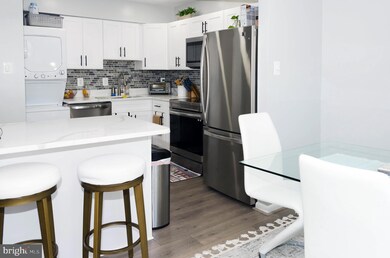 11446 Laurelwalk Dr, Laurel, MD 20708 - photo 4