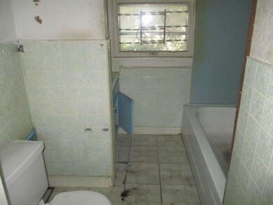 5807 Park Ave, Kansas City, MO 64130 - photo 4