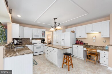 6800 S Dewey Ct, Fredericksburg, VA 22407 - photo 3