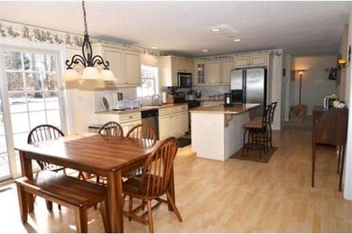 8 Brendan Rd, Clinton, MA 01510 - photo 5