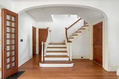 61 Chester St, Newton Highlands, MA 02461 - photo 5